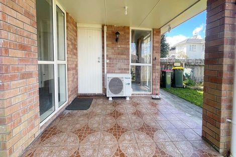 Photo of property in 13 View Road, Papakura, 2110