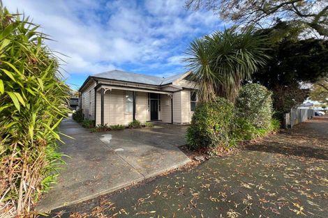 Photo of property in 30 Ada Street, Hokowhitu, Palmerston North, 4410