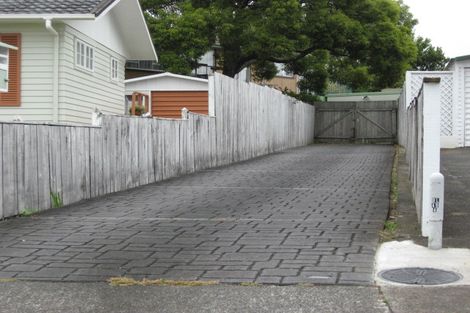 Photo of property in 26 Andes Avenue, Mangere Bridge, Auckland, 2022