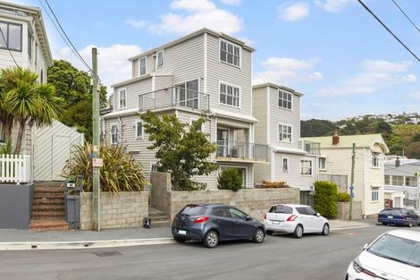 Photo of property in 8j Finlay Terrace, Mount Cook, Wellington, 6021