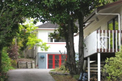 Photo of property in 1/24 Aeroview Drive, Beach Haven, Auckland, 0626