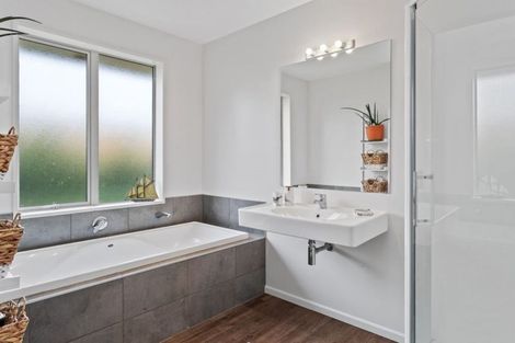 Photo of property in 95 Campions Road, Cust, Rangiora, 7471