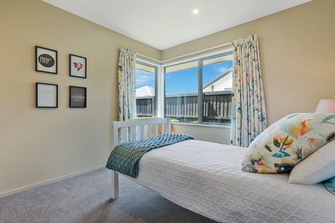 Photo of property in 14 Strauss Drive, Rolleston, 7614