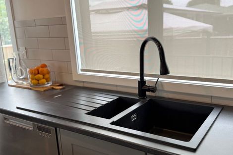 Photo of property in 11a Maxwells Line, Awapuni, Palmerston North, 4412