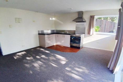 Photo of property in 56 Weatherly Road, Torbay, Auckland, 0630