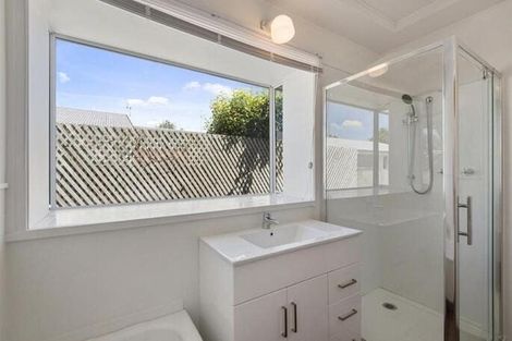 Photo of property in 40 Peer Street, Upper Riccarton, Christchurch, 8041