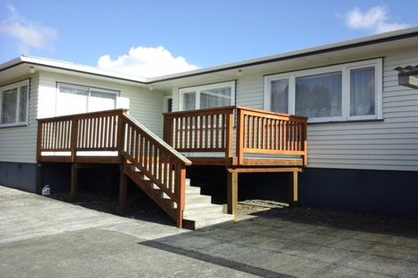 Photo of property in 14 Harmel Road, Glendene, Auckland, 0602
