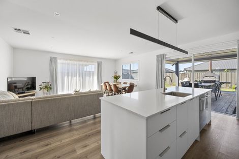 Photo of property in 4 Ruapehu Road, Poraiti, Napier, 4112