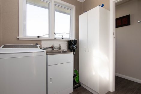 Photo of property in 75 Botanical Road, Takaro, Palmerston North, 4412