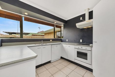 Photo of property in 13 Admiral Crescent, Flagstaff, Hamilton, 3210