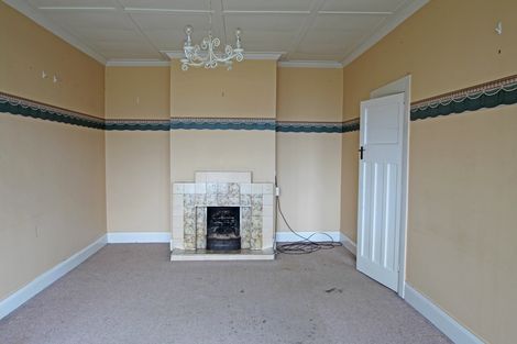 Photo of property in 16 Greta Street, South Hill, Oamaru, 9400