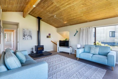 Photo of property in 9 Tawiri Place, Kuratau, Turangi, 3381