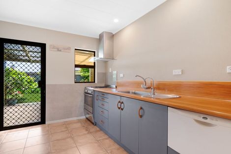 Photo of property in 10 Heron Crescent, Katikati, 3129