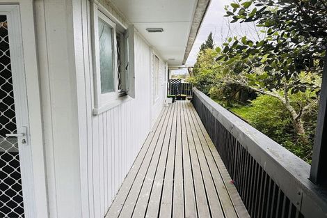 Photo of property in 54 Tiraumea Drive, Pakuranga, Auckland, 2010