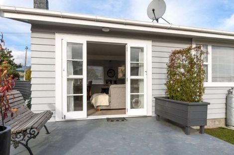 Photo of property in 15a Freemans Road, Otaki, 5512