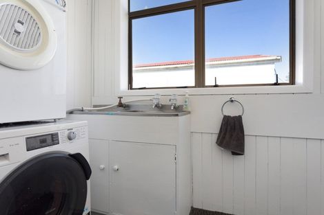 Photo of property in 1 Mckenzie Street, Taneatua, 3123