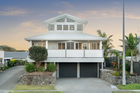 Photo of property in 960a Papamoa Beach Road, Papamoa Beach, Papamoa, 3118