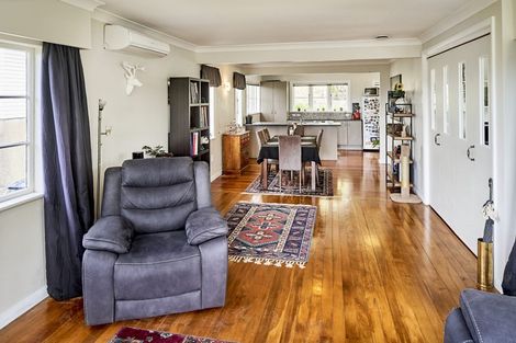 Photo of property in 113 Ironside Road, Johnsonville, Wellington, 6037