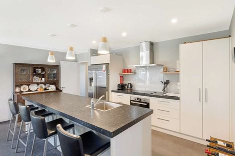 Photo of property in 12 Waimarie Street, Pegasus, 7612