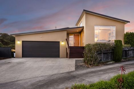 Photo of property in 13 Kepler Way, Aotea, Porirua, 5024