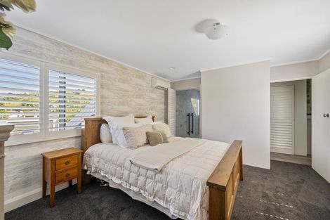 Photo of property in 37 Kent Terrace, Taradale, Napier, 4112