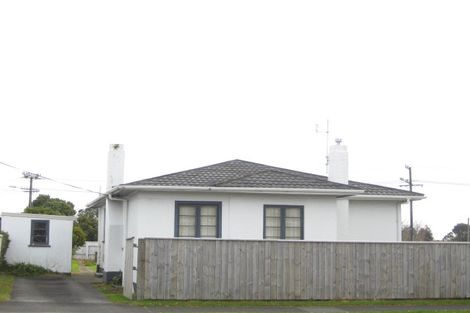 Photo of property in 2/39 Waimea Street, Westown, New Plymouth, 4310