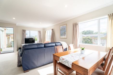 Photo of property in 5 Pohutukawa Grove, Titahi Bay, Porirua, 5022