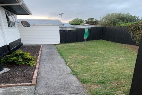 Photo of property in 39 Burbank Avenue, Manurewa, Auckland, 2102