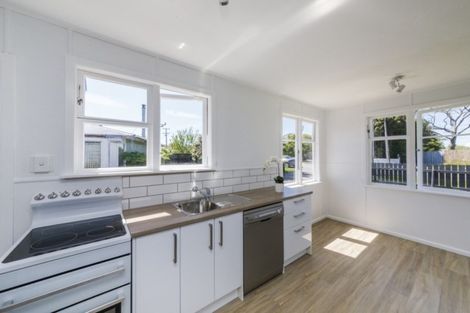 Photo of property in 156 High Street, Bulls, 4818