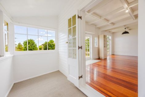 Photo of property in 86 Porangahau Road, Waipukurau, 4200