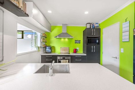 Photo of property in 64 Mcgregors Road, Bromley, Christchurch, 8062