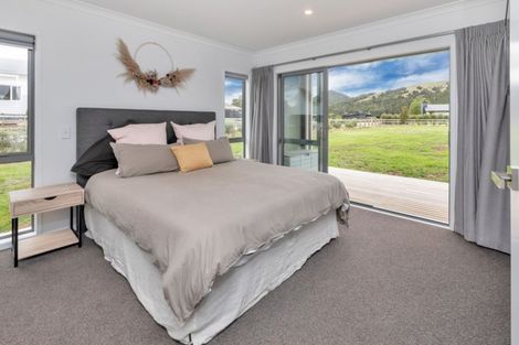 Photo of property in 8 Wai Kanapa Lane, Ngararatunua, Whangarei, 0176