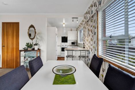 Photo of property in 13 Kowhai Street, Strandon, New Plymouth, 4312