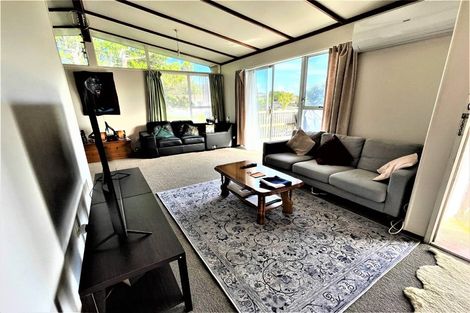 Photo of property in 10 Hewlett Road, Massey, Auckland, 0614