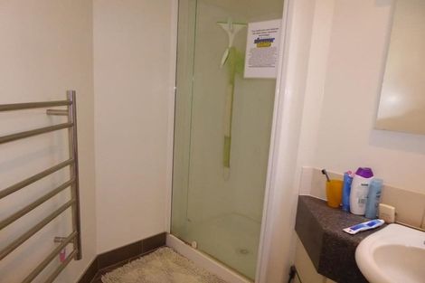 Photo of property in Terrace Tower Apartments, 9f/126 The Terrace, Wellington Central, Wellington, 6011