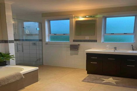 Photo of property in 22 Takiroa Street, Urenui, 4375