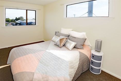 Photo of property in 39 Neill Street, Hornby, Christchurch, 8042