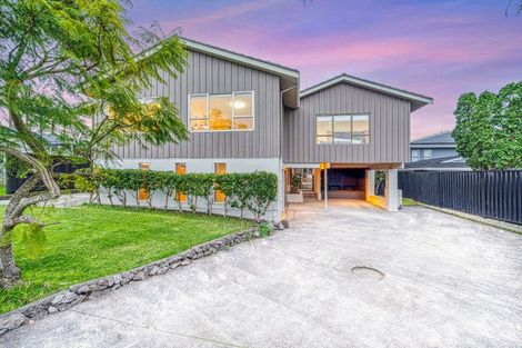 Photo of property in 12 Davita Place, Farm Cove, Auckland, 2012