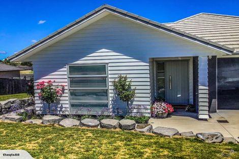 Photo of property in 38 Raithburn Terrace, Pokeno, 2402