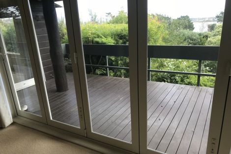 Photo of property in 1/39 Brigantine Drive, Beach Haven, Auckland, 0626