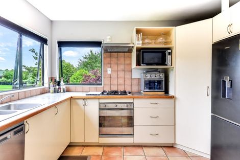 Photo of property in 57 Ayrshire Drive, Grandview Heights, Hamilton, 3200