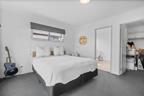 Photo of property in 30 Patatee Terrace, Baverstock, Hamilton, 3200