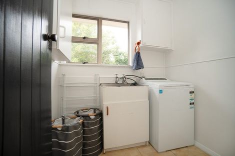 Photo of property in 130 College Street, Awapuni, Palmerston North, 4412