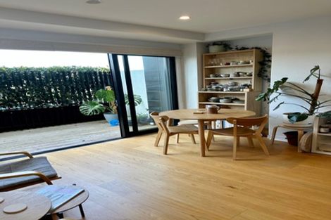 Photo of property in Frank Sargeson Apts, 6/74g Anzac Street, Takapuna, Auckland, 0622