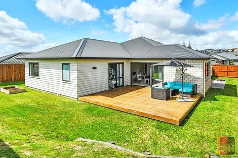 Photo of property in 60 Harriet Johnston Drive, Pokeno, 2402