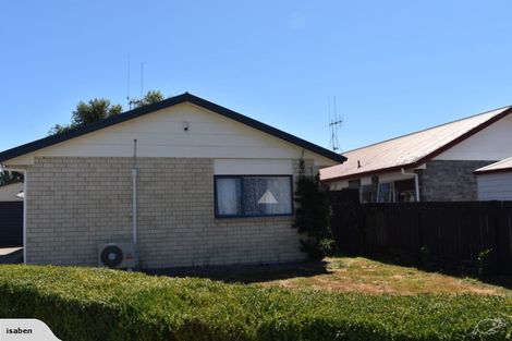 Photo of property in 8 Harvard Court, Melville, Hamilton, 3206