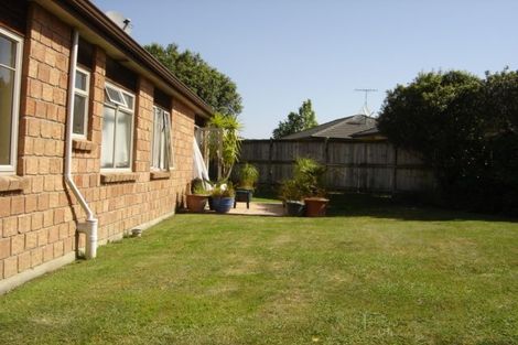 Photo of property in 5 Shankill Place, East Tamaki, Auckland, 2013
