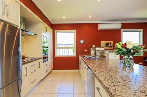 Photo of property in 4 Pukaki Place, Poraiti, Napier, 4112