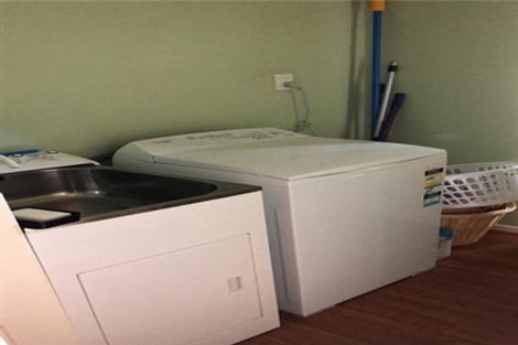 Photo of property in 2/101 Nelson Street, Howick, Auckland, 2014