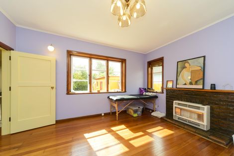 Photo of property in 121 Savage Crescent, West End, Palmerston North, 4412